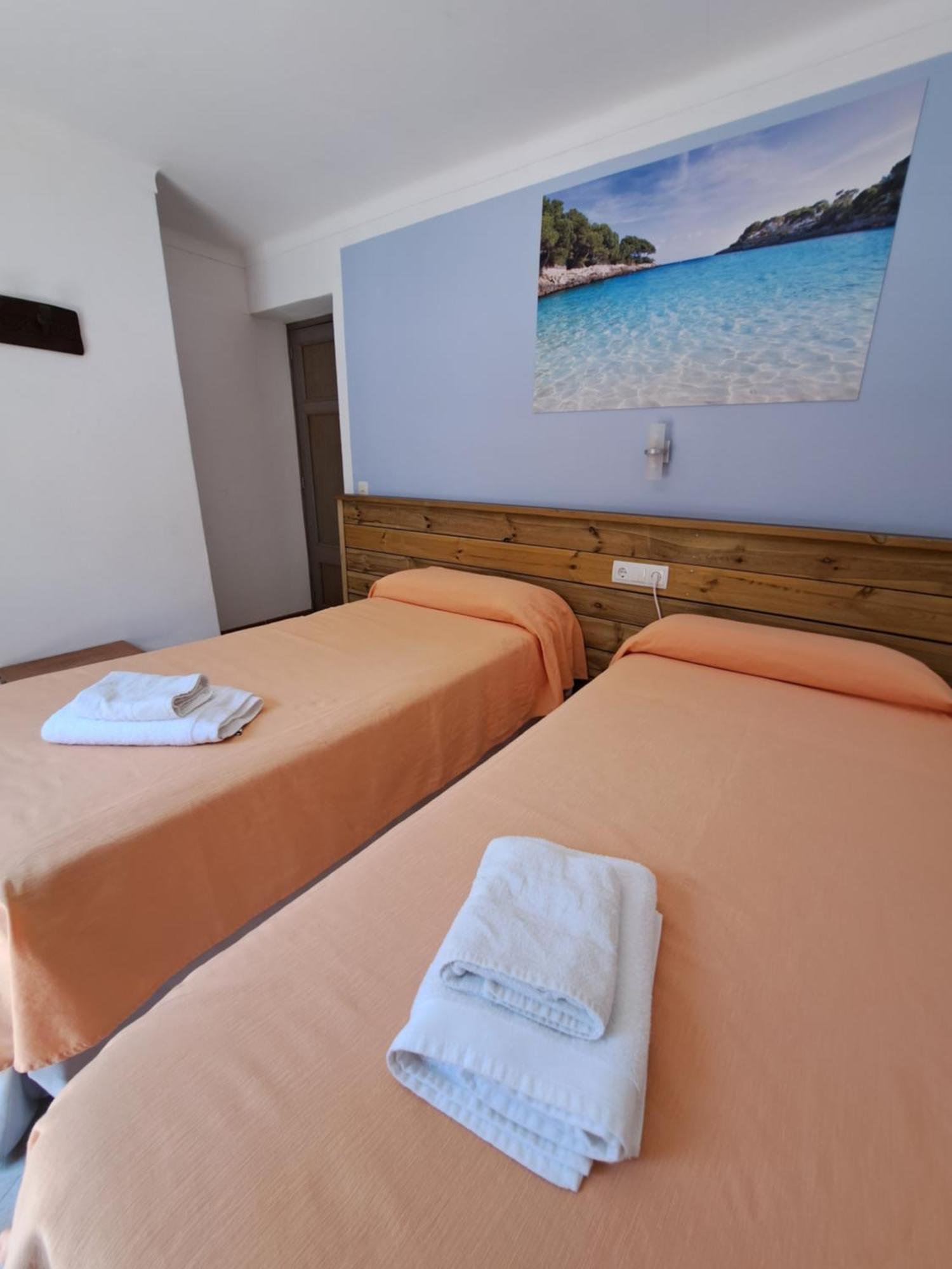 Hostal Playa Santanyí Exterior foto